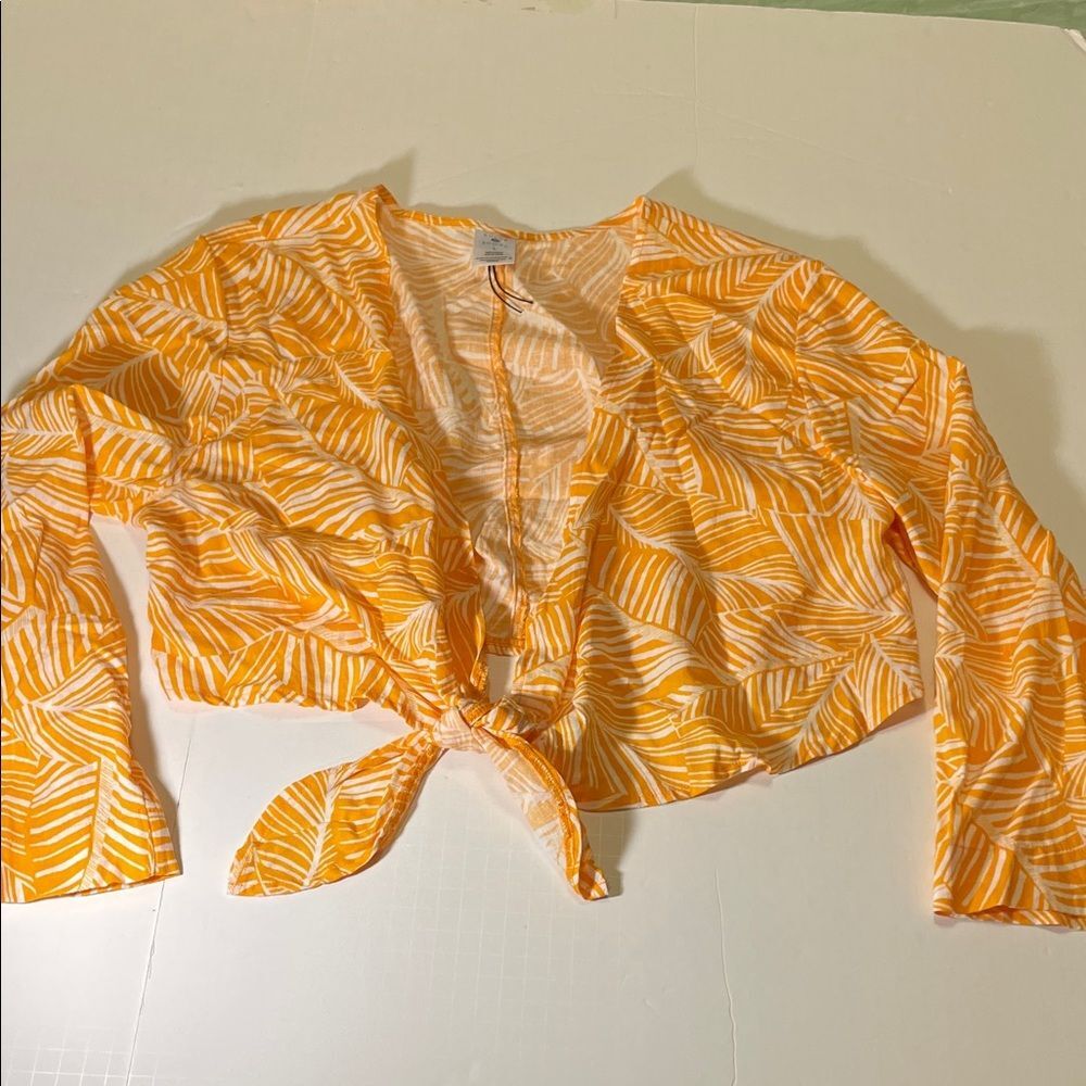 Shade & Shore Orange and White Leaf Pattern Top